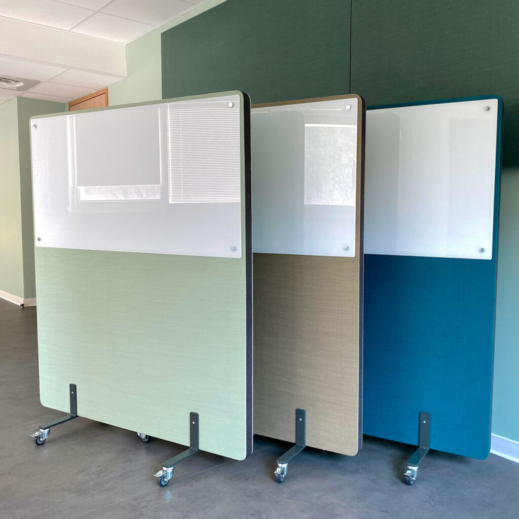 paravent roulant mobilier acoustique avec tableau inscriptible